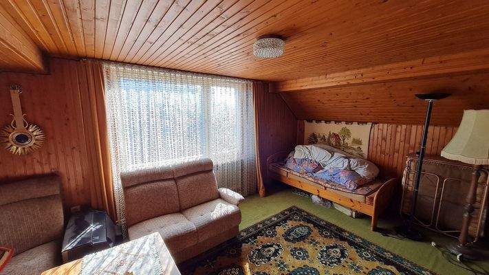 Wohn-Esschlafzimmer im Dachgeschoss