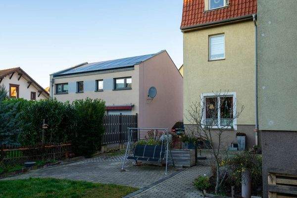 Zufahrt zum Grundstück