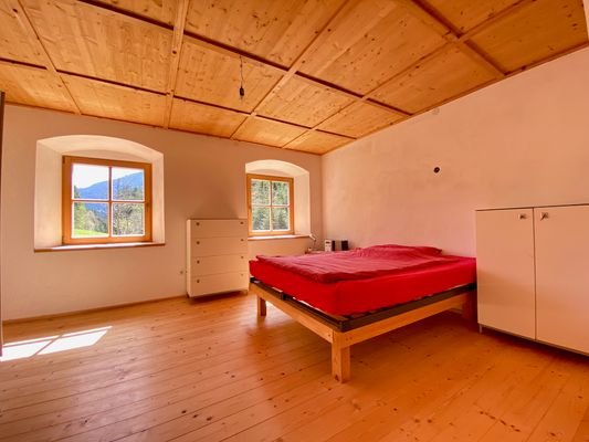 Schlafzimmer im OG