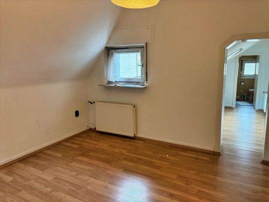 Ankleidezimmer / Wohnzimmer OG