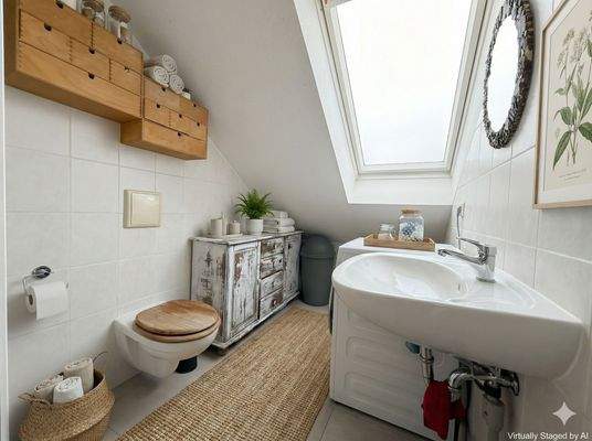 Helles Dachgeschoss-Bad