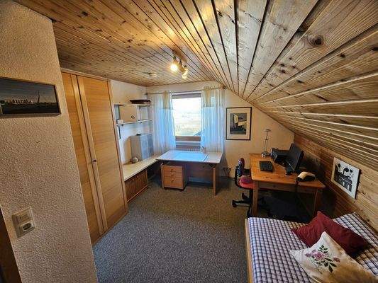 1. Kinderzimmer 1. OG