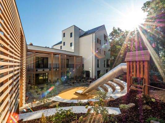 liebevoll angelegter Außenbereich