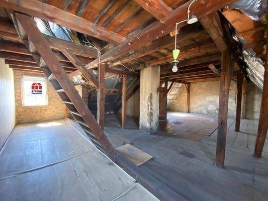 ex20a DG Treppe z SB 