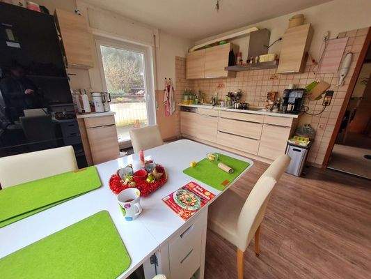 Wohnung 2  _ OG _ Küche Bild 2.jpg