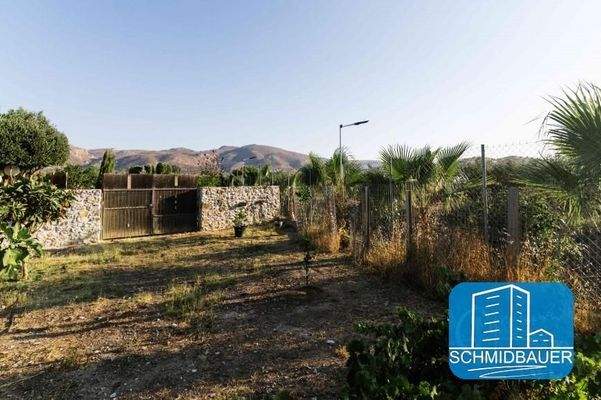 Kreta, Petrokefali: Villa mit Pool und großem Garten zu verkaufen