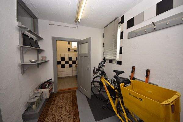 2-FH Abstellraum und Waschküche