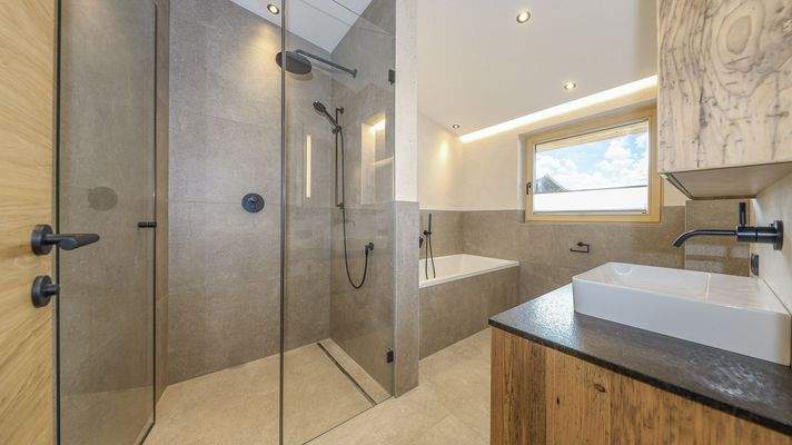 KITZIMMO-Exklusives Neubau Penthouse in zentraler Toplage - Immobilien St. Johann.