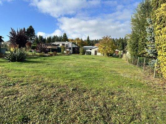 Blick in das Grundstück