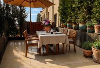 WE2_Süd Ost Terrasse.png