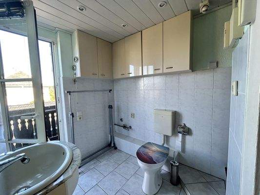 WC und Zugang Balkon