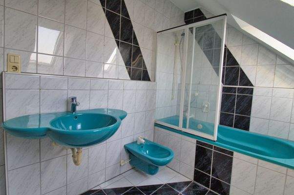 Badezimmer 2 Bild 1 Spitzbogen