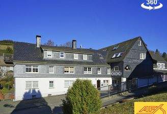 Große Ferienwohnung mit Wintergarten in schöner Lage!