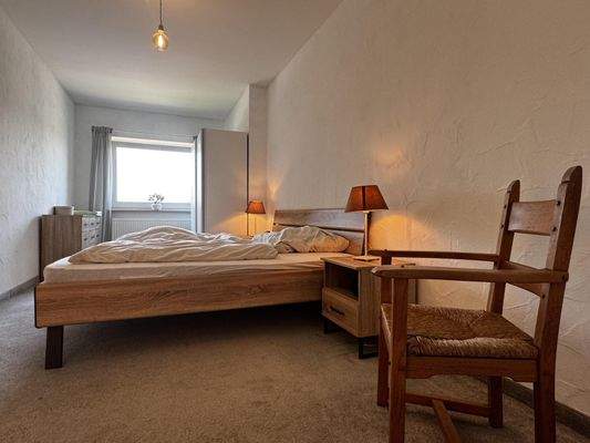 Erdgeschoss - Schlafzimmer…