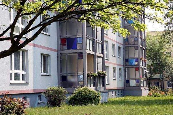 Außenansicht Balkonseite 1.jpg