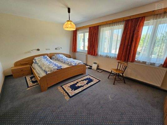 Schlafzimmer WHG groß