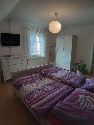 Schlafzimmer DG