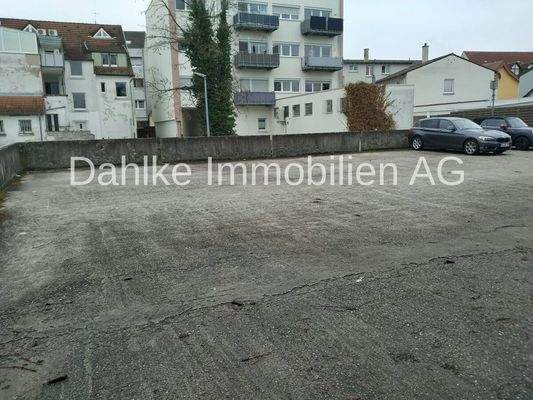 Weitere Stellplätze