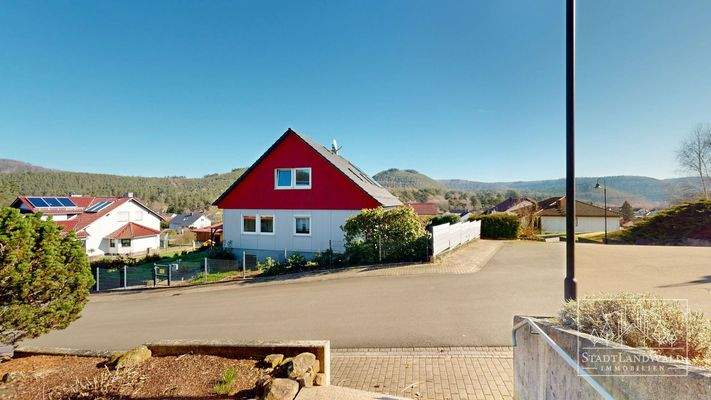 Hauseingang - Straße