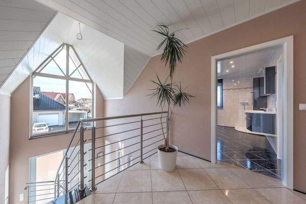 gelangen Sie zum oberen hellen beeindruckenden Bereich