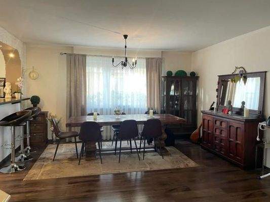 27 WE1 EZi Bereich mit Theke zur Kü