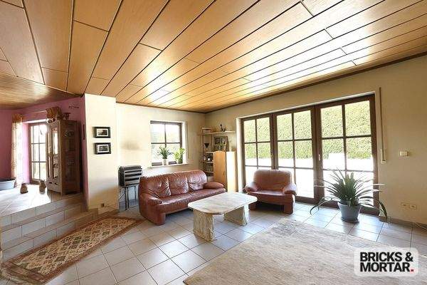 Wohnbereich mit Zugang zum Essbereich, EG