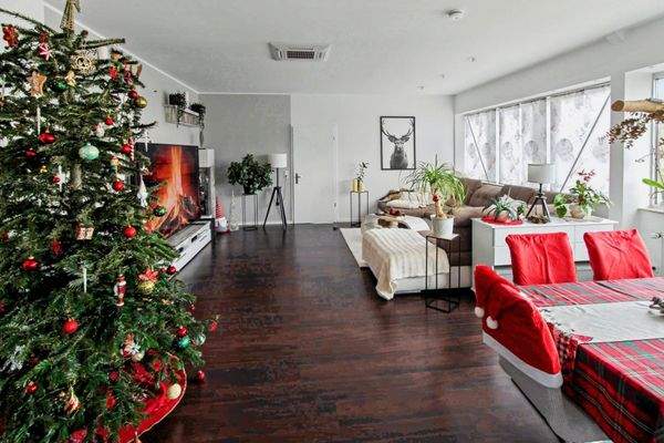 Großzügiges Wohnzimmer