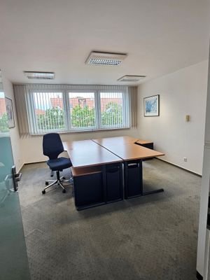 Büro 2. OG