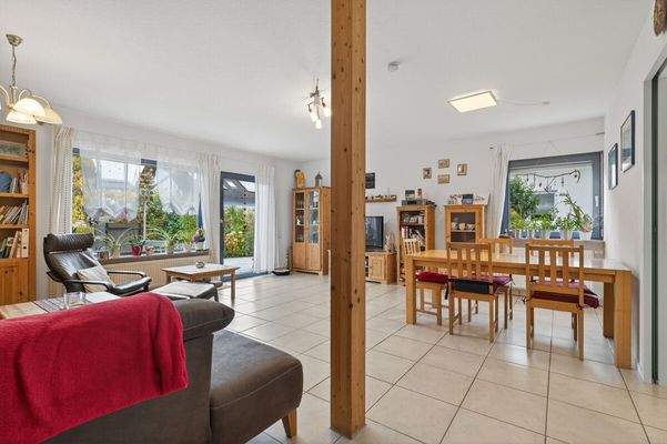 Wohn- und Essbereich