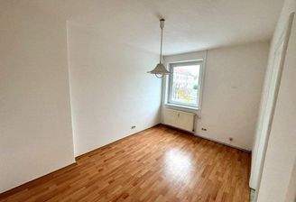 Attraktive Einraumwohnung mit separater Küche