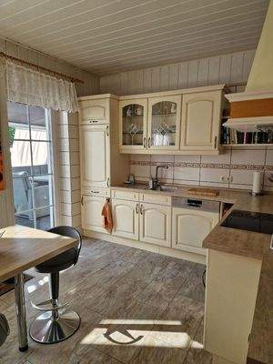 EG Küche tw. neue Ausstattung