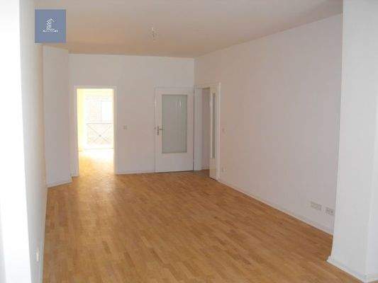 Wohnzimmer - 2. Ansicht.JPG