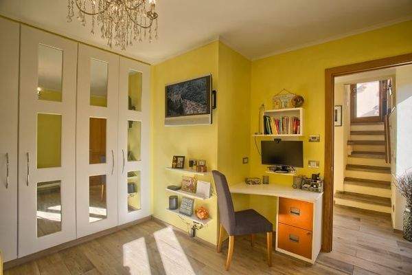 Gäste-/Arbeitszimmer