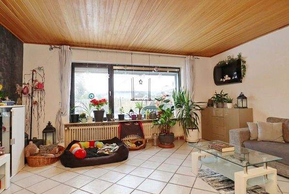 Wohnzimmer Einheit 2 (Anpassung durch KI)