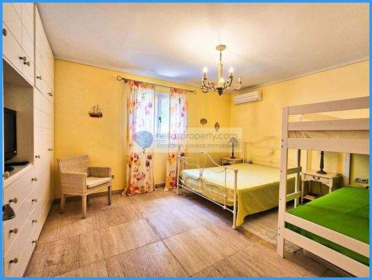 dcb1ad344c834d6b9df5310904818a87-original