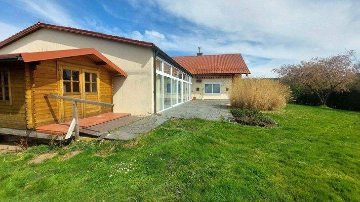 Garten Seitenansicht.jpg