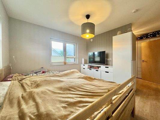 Elternschlafzimmer OG