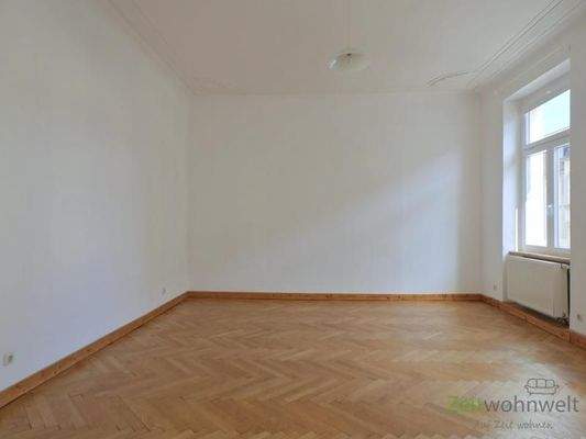 sehr großes Schlafzimmer