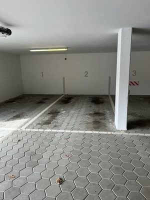 garagenplatz.jpg