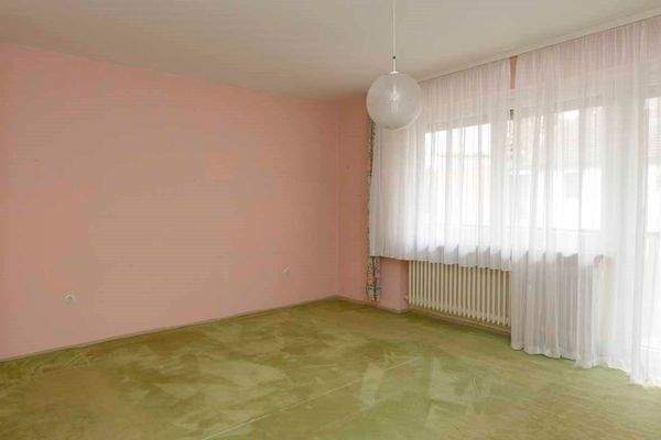 Schlafzimmer 3 - Obergeschoss - Blick 2