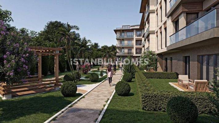 Chic Flats Close to the Marina in Istanbul Beylikduzu