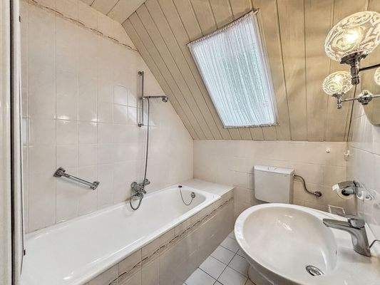 Badezimmer Dachgeschoss