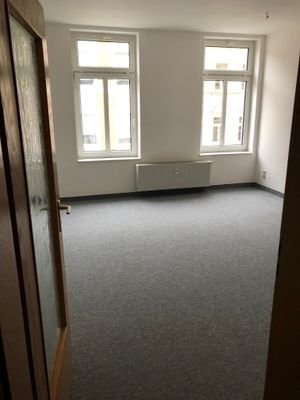 Wohnung 2OG und Dachgeschoss (3).jpg