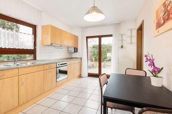 Einbauküche im Erdgeschoss