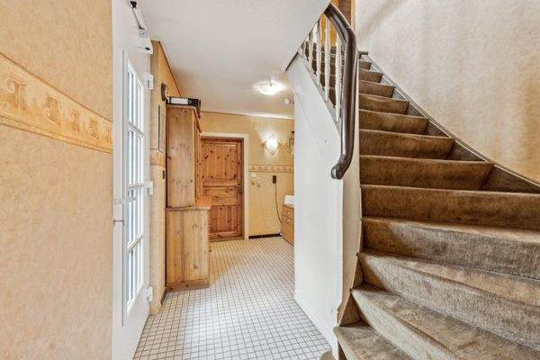 Eingangsbereich/Flurbereich EG 