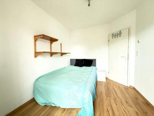 1. OG - Kinder- oder Arbeitszimmer