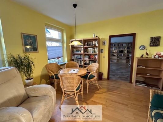 Wohnzimmer Wohnung EG