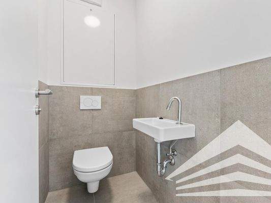 WC mit Handwaschbecken