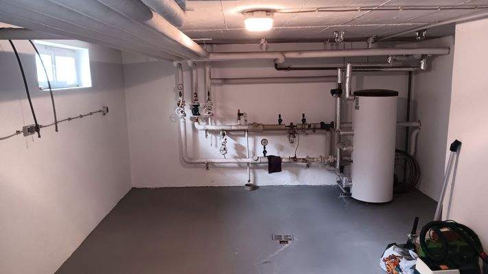Keller mit Heizungstechnik