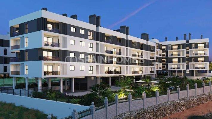 Elegant Flats with Pool and Private Parking in Alicante